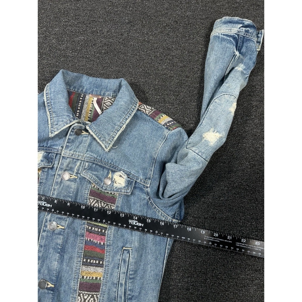 Free People Denim Trucker Jacket Women's 2 Boho Patchwork Aztec Distressed - Picture 9 of 9